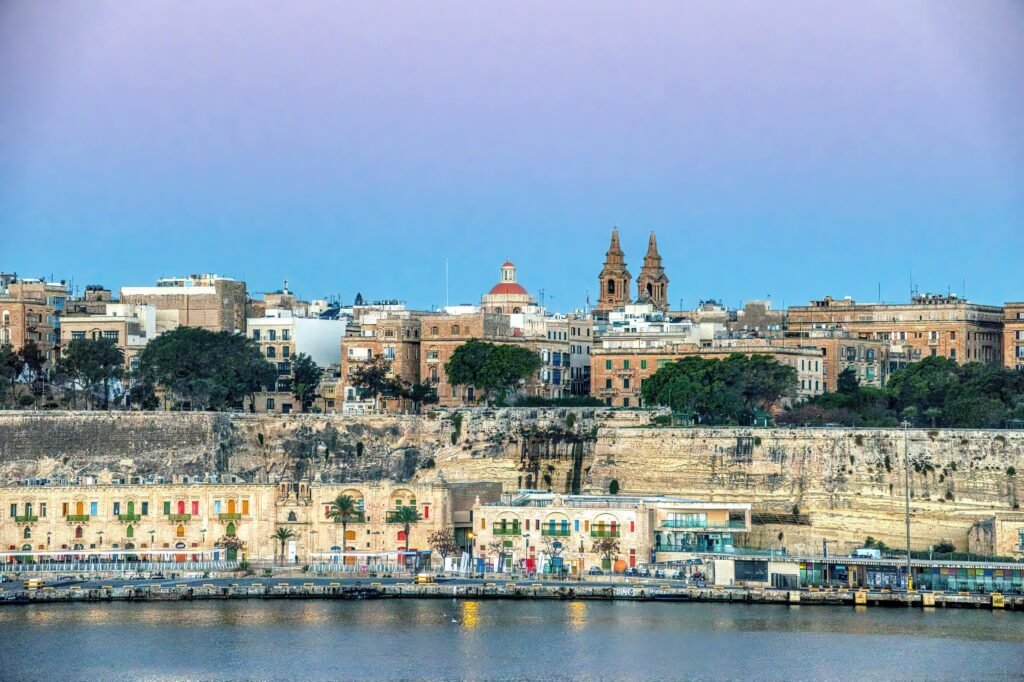 7 days in Malta itinerary map showing Valletta Blue Lagoon and Gozo